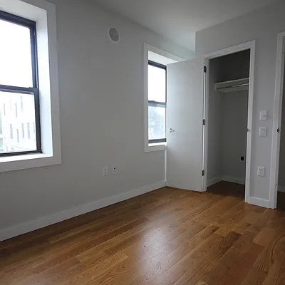 Rented by Nooklyn NYC LLC | media 108