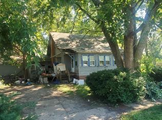 420 Florence Ave, Peru, IA 50222