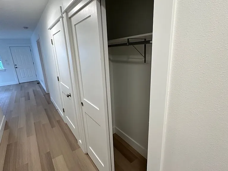 Sunray Terrace Senior Apartments — Photo 17