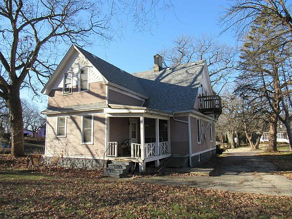 3rd image of 721 S Garfield Ave