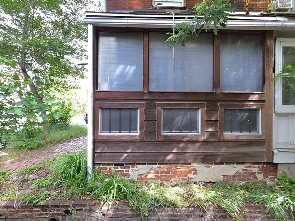 3219 Winter St, Philadelphia, PA 19104