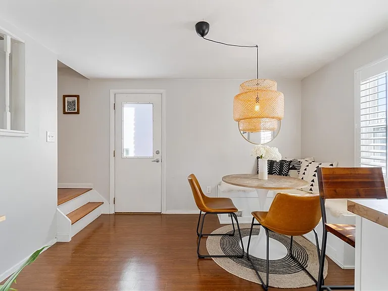 494 Serpentine Dr — Photo 15
