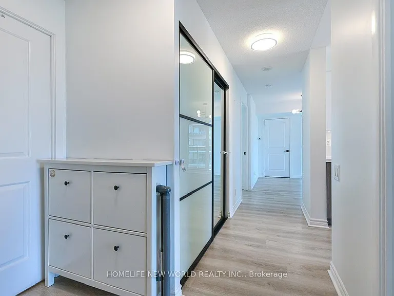 17 Anndale Dr #1806 — Photo 10