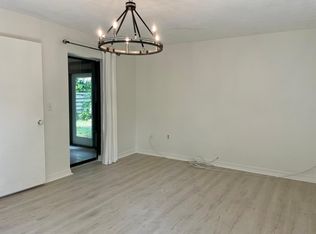 2567 Temple St, Sarasota, FL 34239
