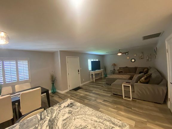 5th image of 8544 E Clarendon Ave