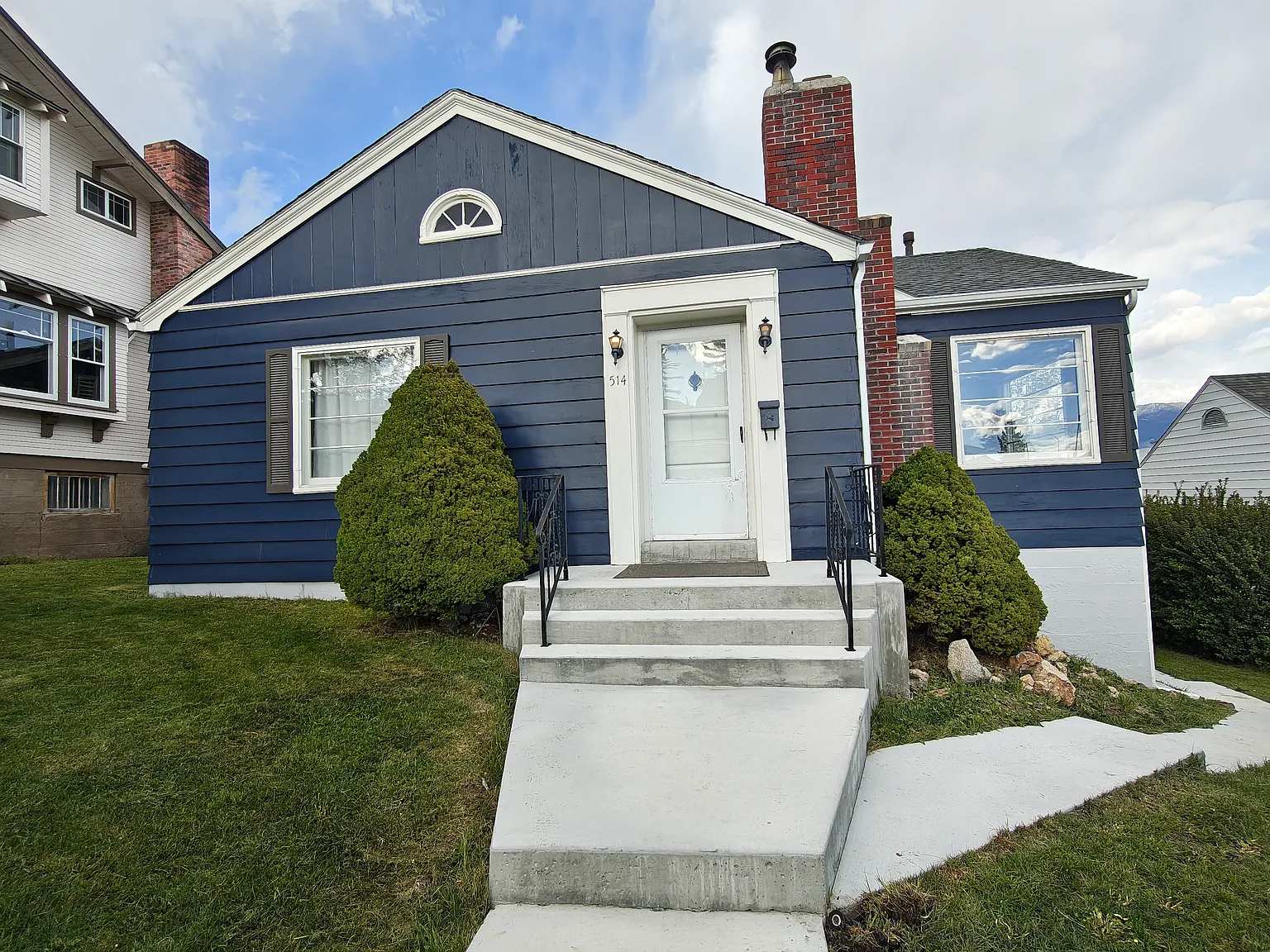 4 bed, 2040 sqft, $2,150 — Photo 1