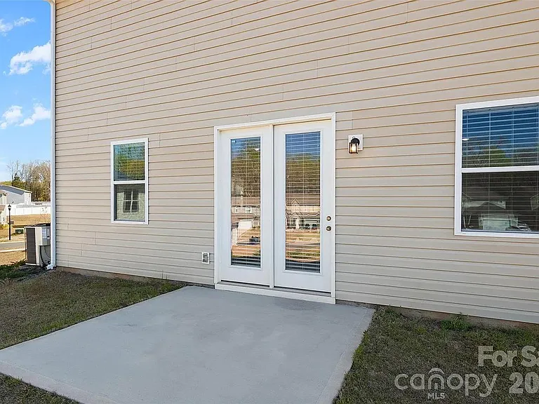7024 Maple Run Cir — Photo 24