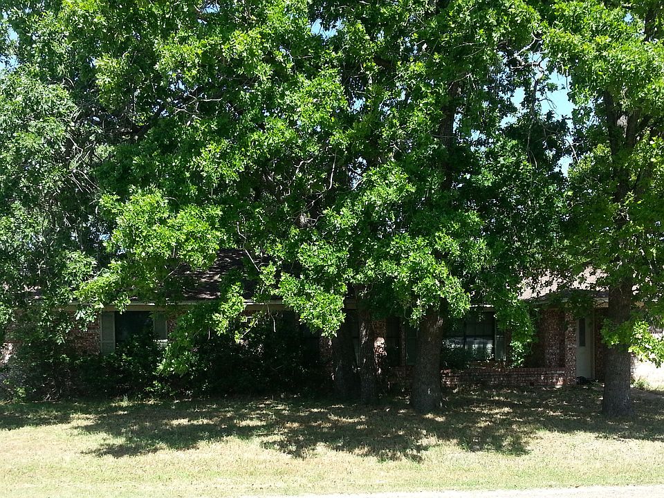 1st image of 201 Sherwood Oaks Dr