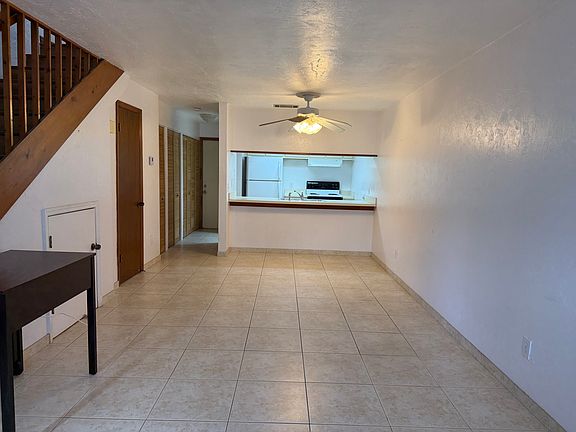 sitting room with ceramic tiles