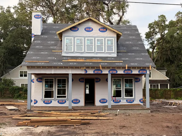 305 Rivera Dr, Saint Simons Island, GA 31522
