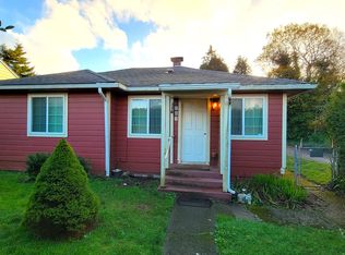 765 Michigan Ave, Coos Bay, OR 97420