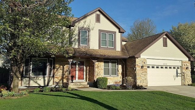 1st image of 2020 N Oak Wood Dr