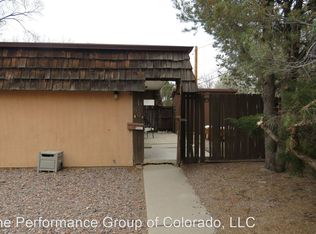 80 Scotland Rd, Pueblo, CO 81001