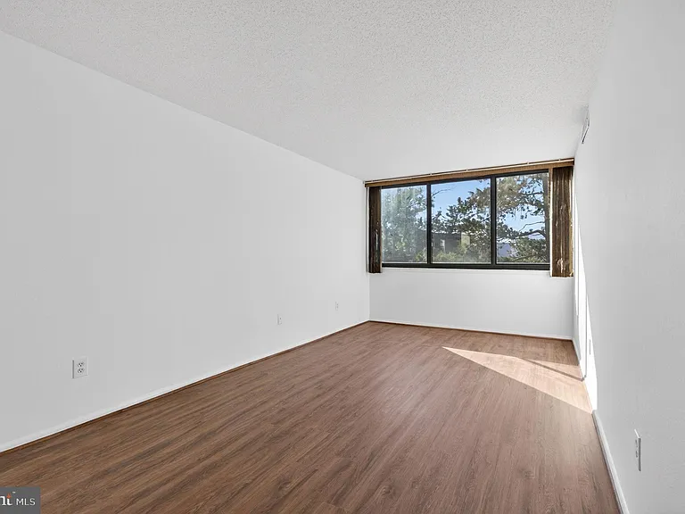 16 S Van Dorn St #506 — Photo 23