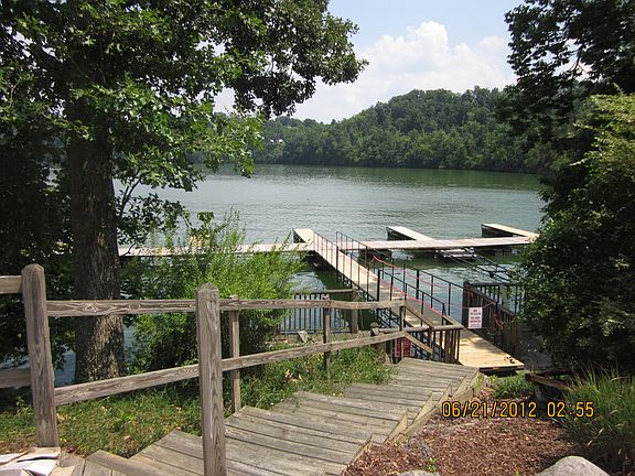 2nd image of 23 Lake Village Ct