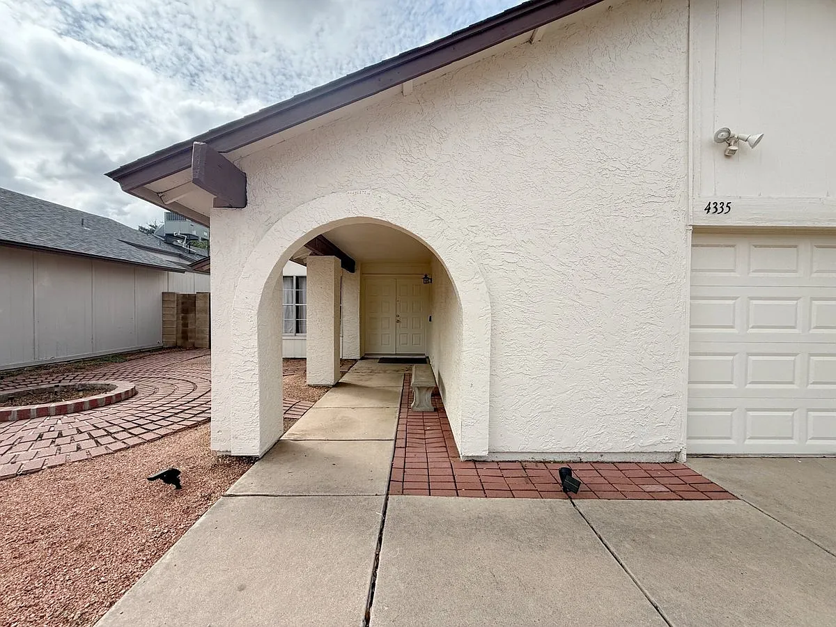 4335 West Julie Drive — Photo 3