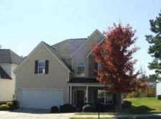 8607 Oak Dr, Charlotte, NC 28269