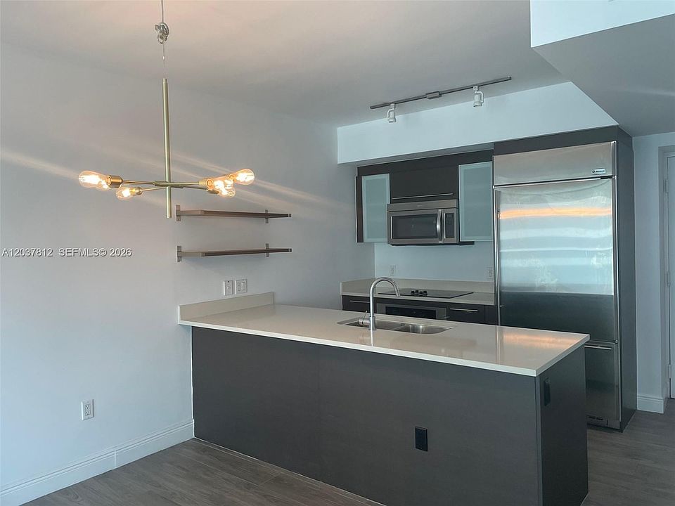 1st image of 500 Brickell Ave APT 1906