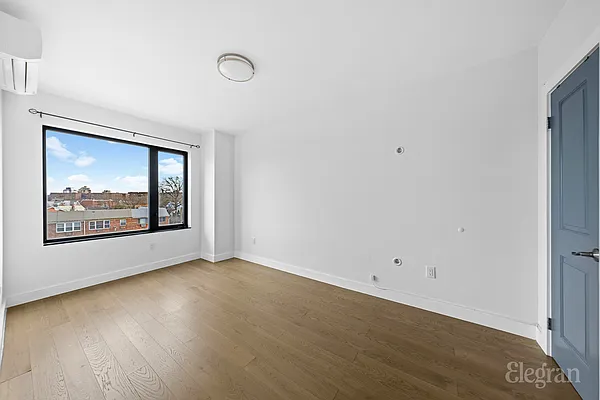 Sold by Elegran | media 7