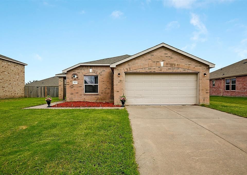 1st image of 4637 Creekview Ln