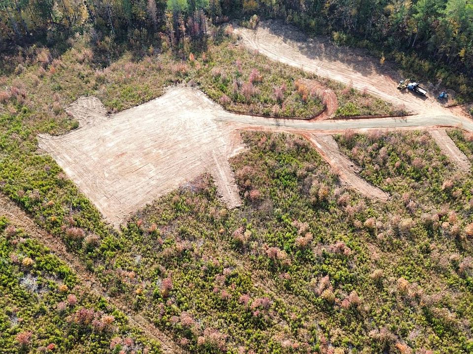 2nd image of 31 Hidden Valley Trl #31