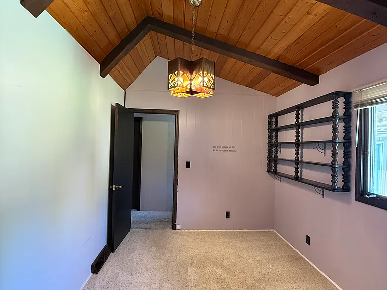 881 E Shore Dr — Photo 12