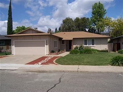 1st image of 773 Crestmont Ct
