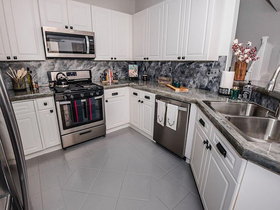 1st image of 9661 Stonecrest Blvd