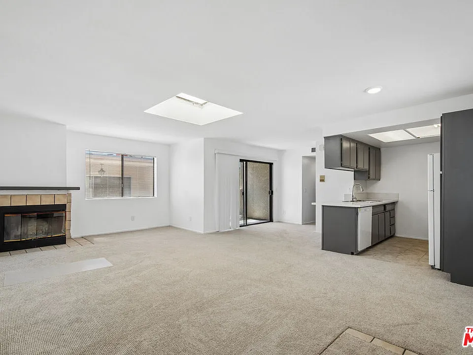 11924 Mayfield Ave #5