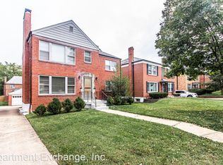 3932 Canterbury Dr, Saint Louis, MO