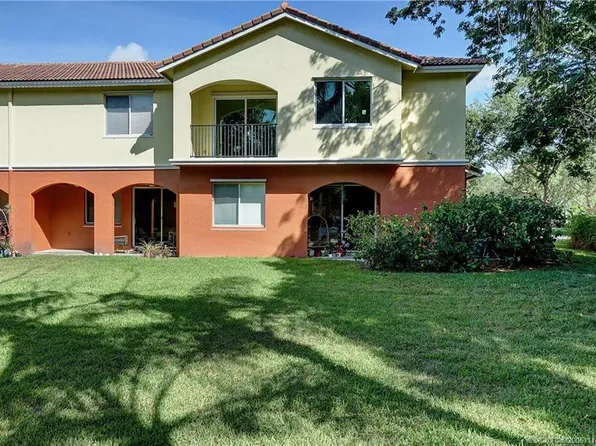 53 SE Sedona Cir APT 201, Stuart, FL 34994