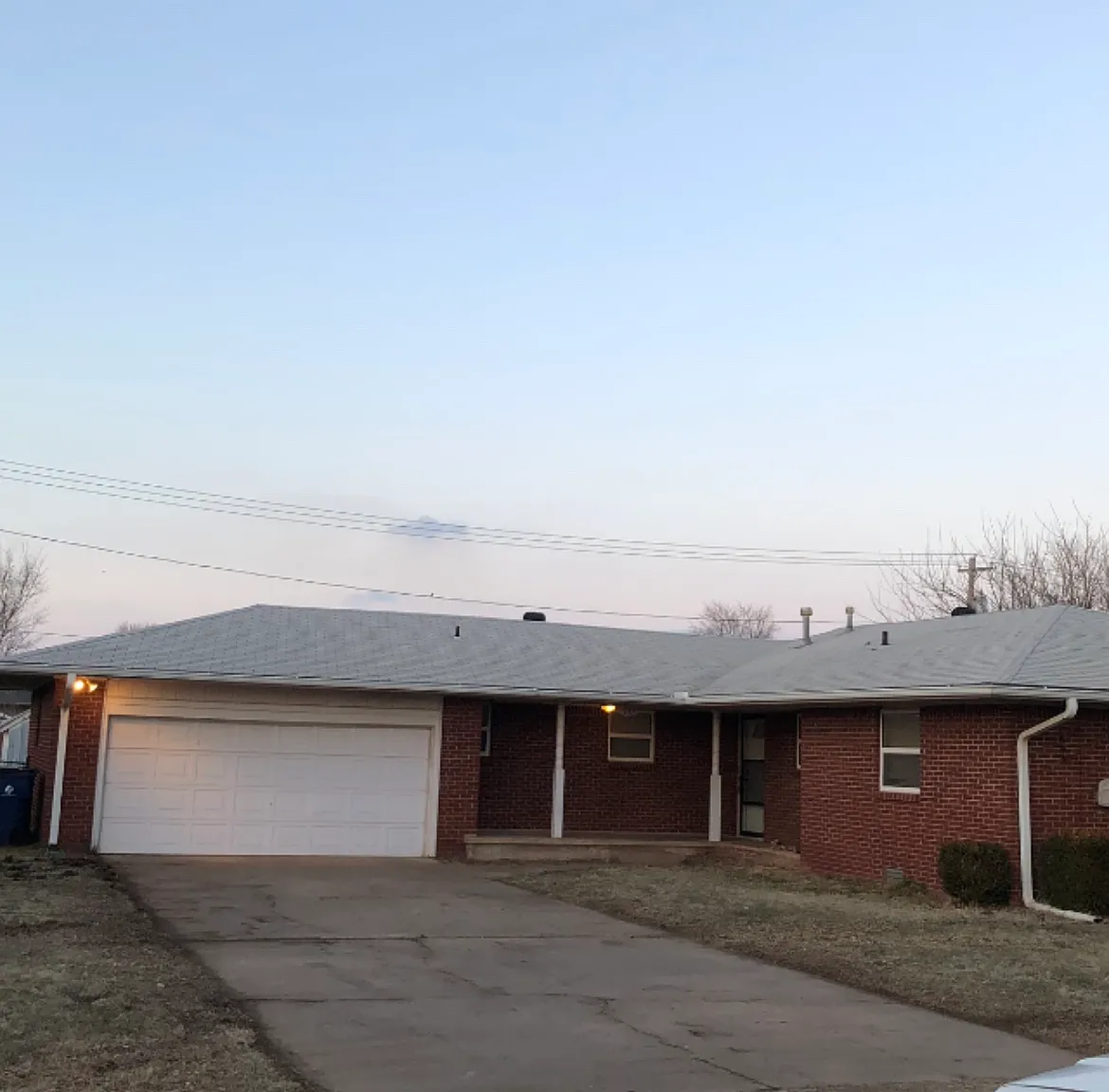 3 bed, $1,200 — Photo 2