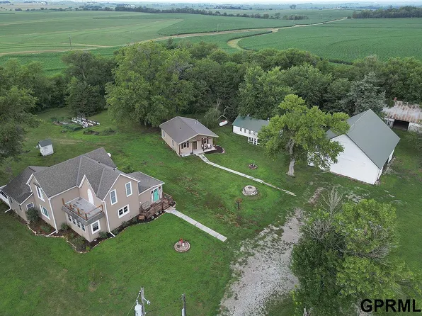 5025 F Rd, Dunbar, NE 68346