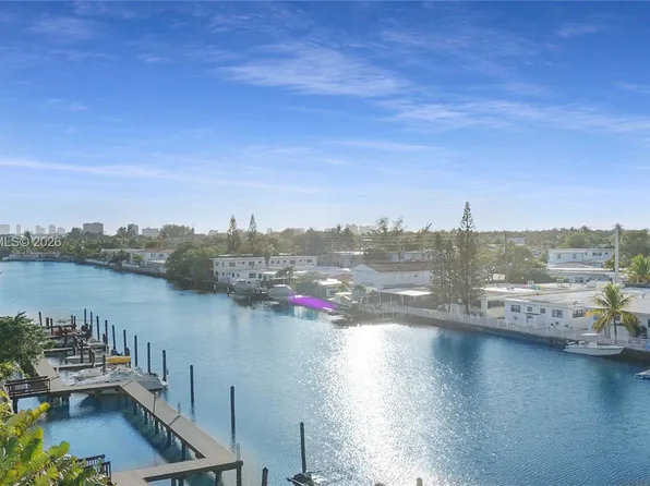 8024 Tatum Waterway Dr APT 5D, Miami Beach, FL 33141