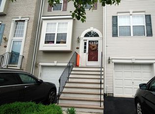 564 Coventry Dr, Nutley, NJ 07110