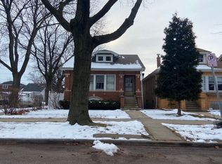 5257 N Ludlam Ave, Chicago, IL 60630