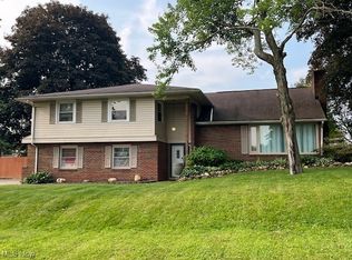2650 Croydon Dr NW, Canton, OH 44718