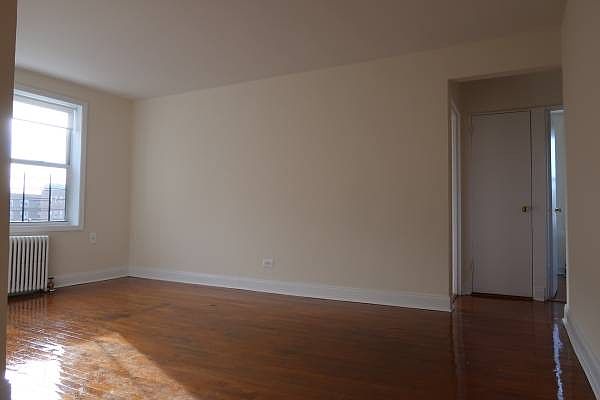 1st image of 2076 20th Ln APT 5A