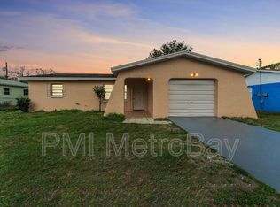 39211 5th Ave, Zephyrhills, FL 33542