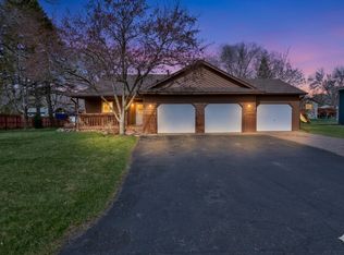 103 Kenneth Ln, Monticello, MN 55362