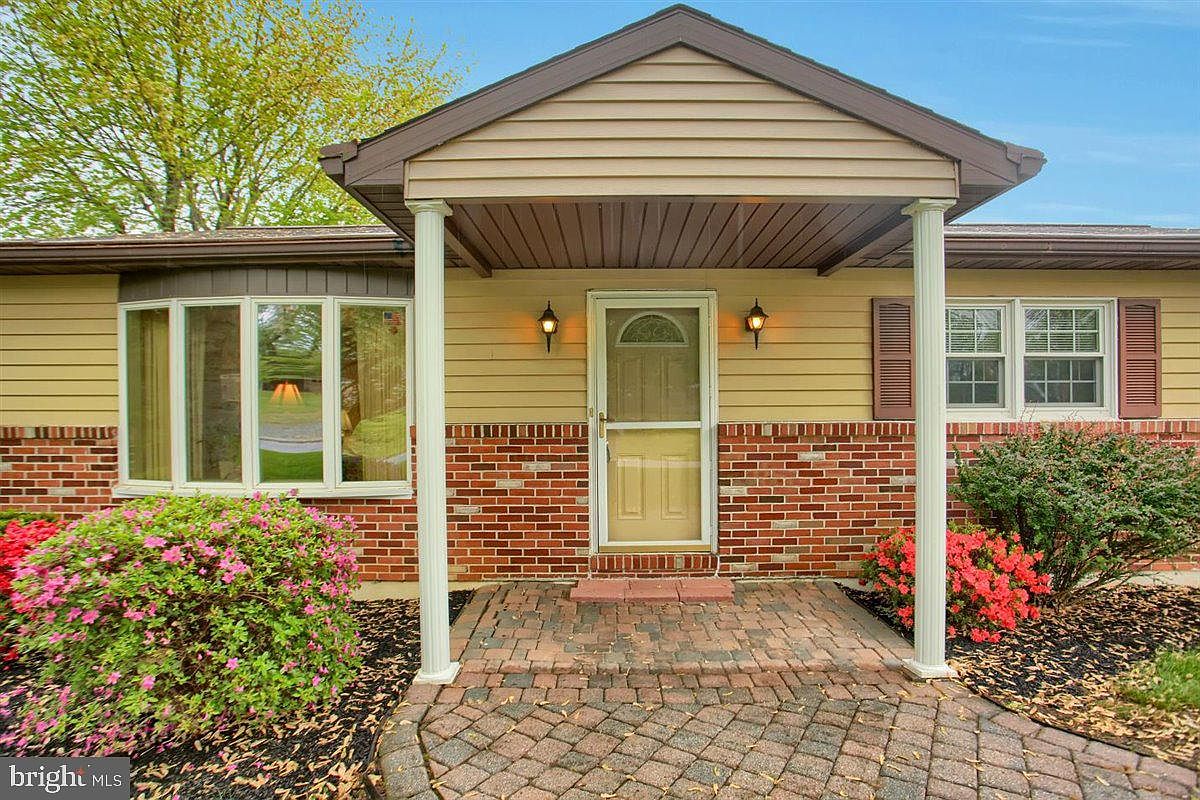 893 Elham Dr, York, PA 17406 Zillow