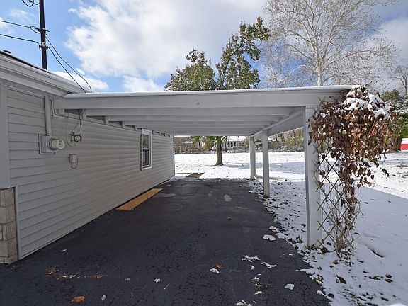 3rd image of 4211 Dixie Dr