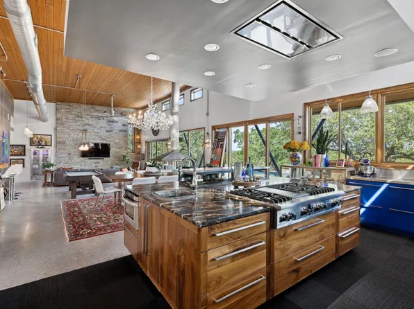 4418 Brasada Ln, Marble Falls, TX 78654