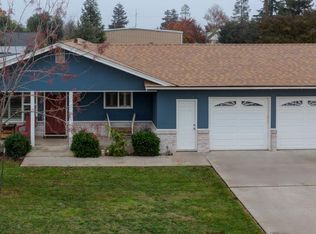 1748 Mulberry Way, Hughson, CA 95326