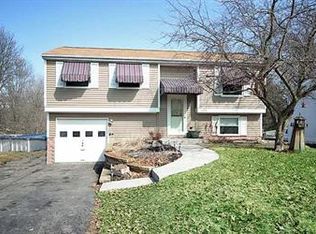 101 Squirrel Hollow Rd, Gibsonia, PA 15044