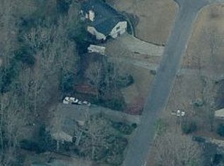 1347 Whirlaway Cir, Helena, AL 35080