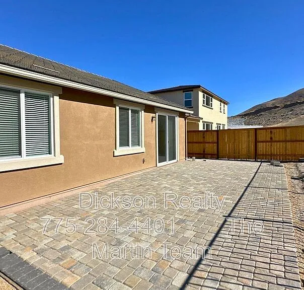 7878 Willow Thicket Dr — Photo 16