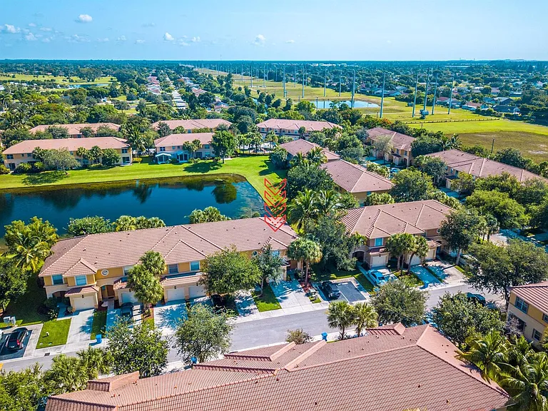 460 Rainbow Springs Ter — Photo 27