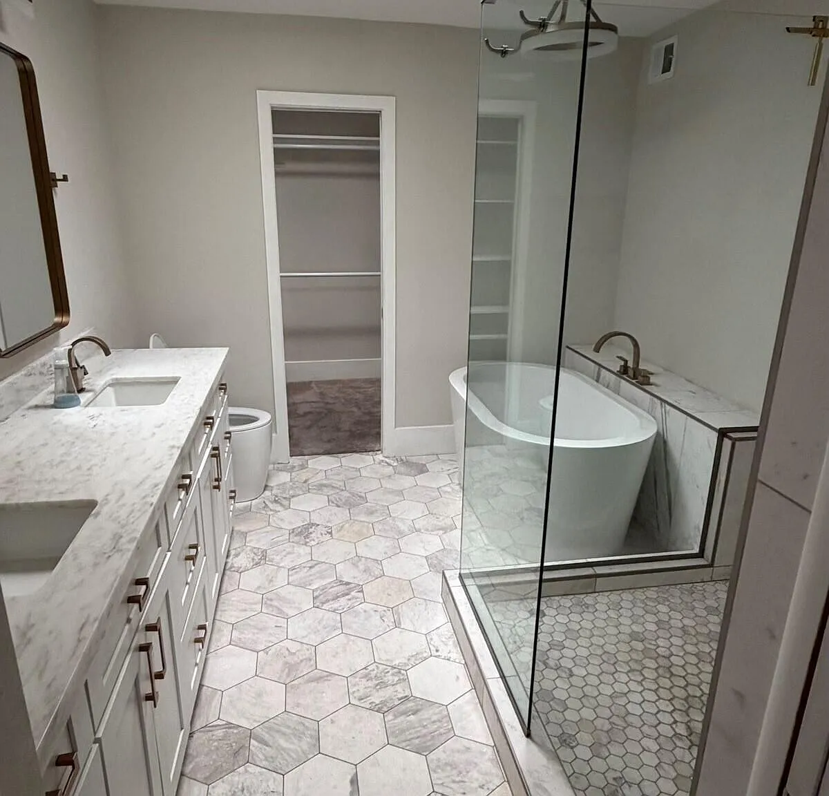 2 bed, 2.0 bath, 1384 sqft, $2,195 — Photo 3