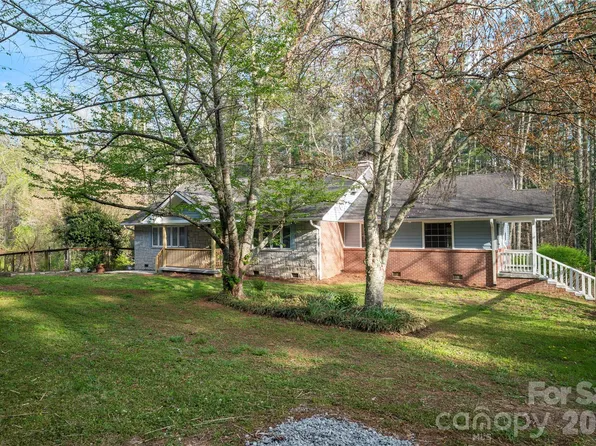 3002 Kanuga Rd, Hendersonville, NC 28739